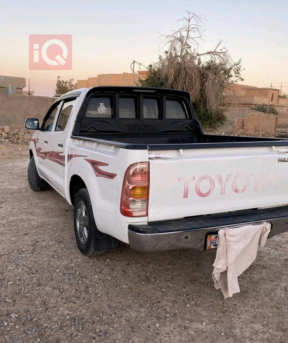 تويوتا هايلوكس